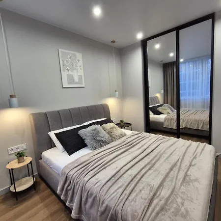Apartman біля оперного театру *